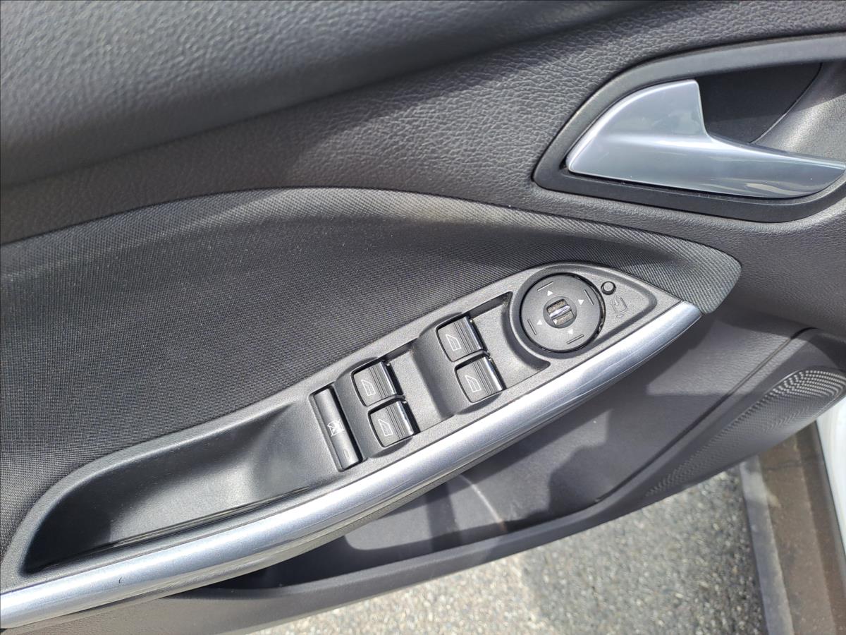 ford-focus-1-6-ecoboost - 9