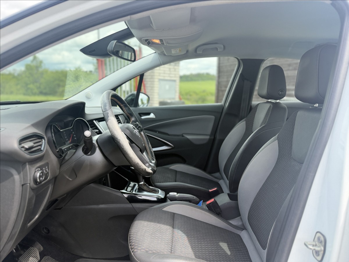 opel-crossland-1-2-i-1majitel-cr-dph-automat - 8