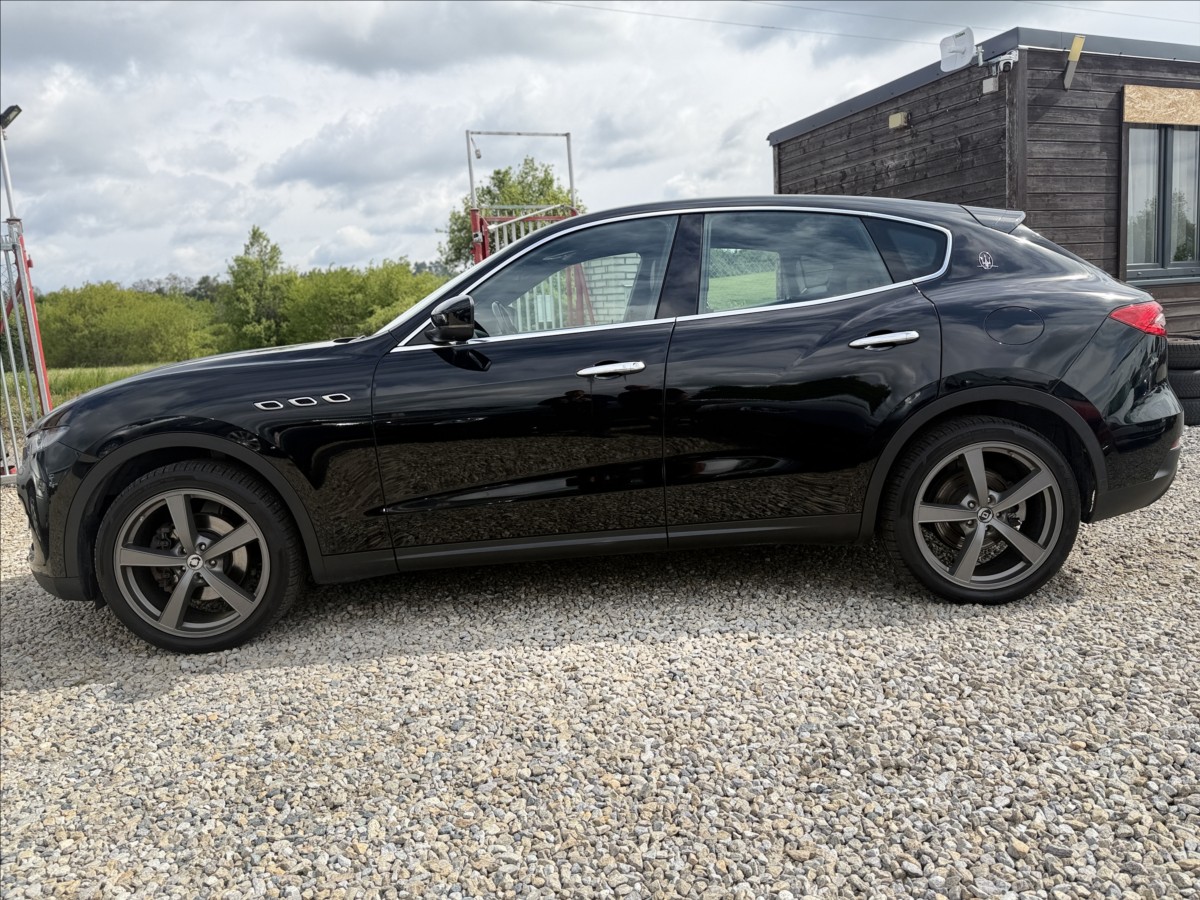 maserati-levante-3-0-q4-a-t-202kw - 7