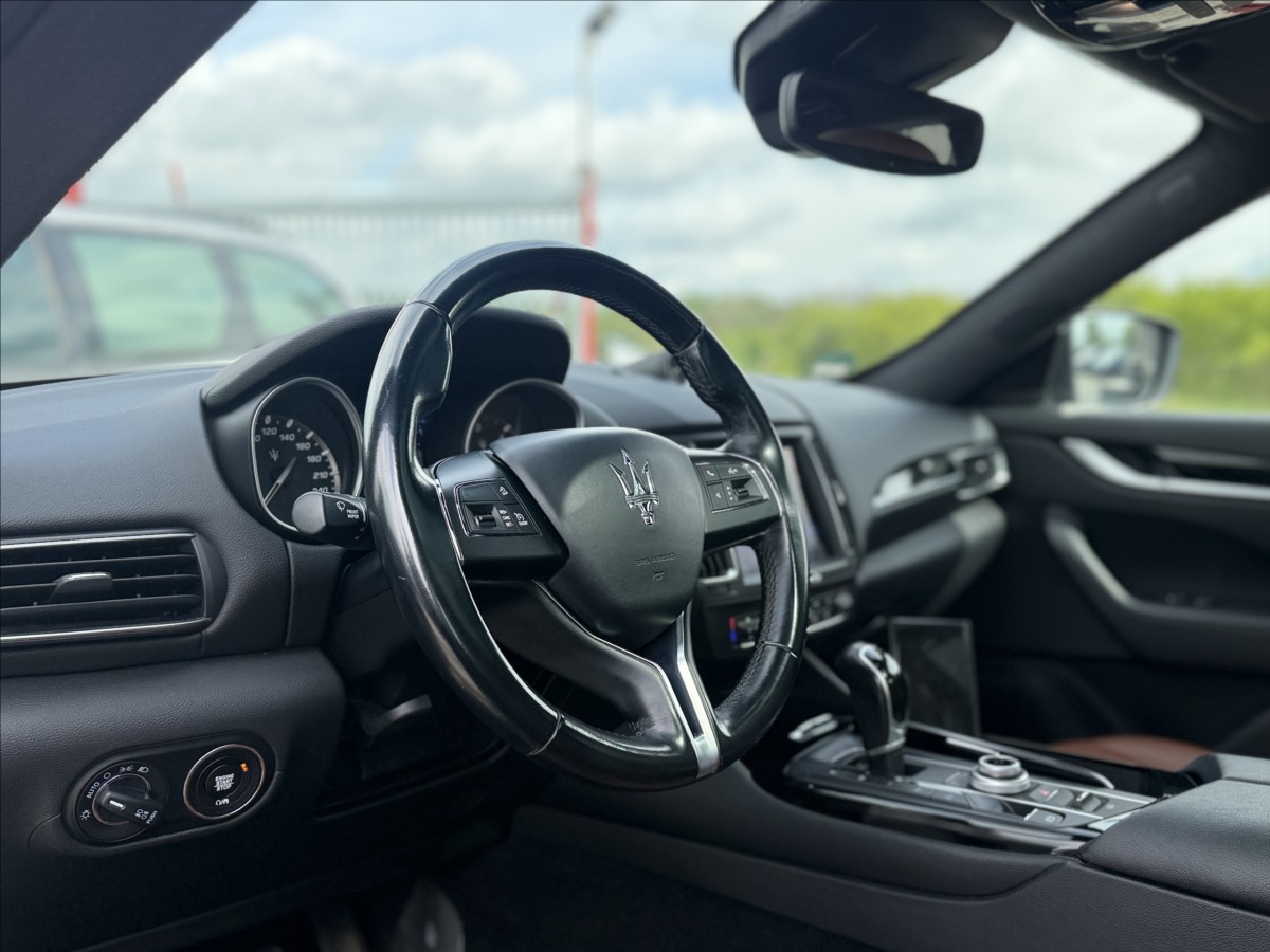 maserati-levante-3-0-q4-a-t-202kw - 9