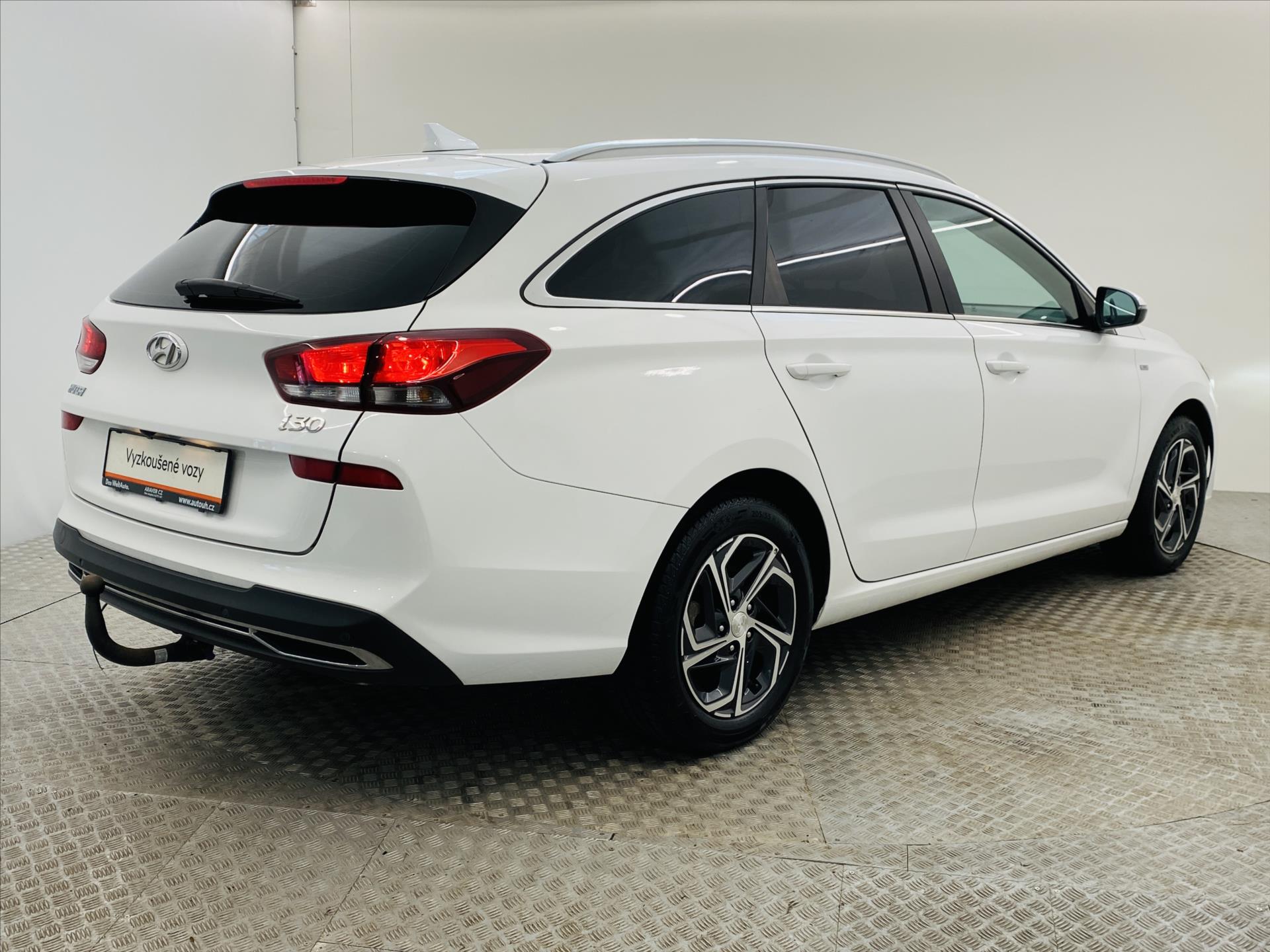 hyundai-i30-1-5-t-gdi-117kw - 1