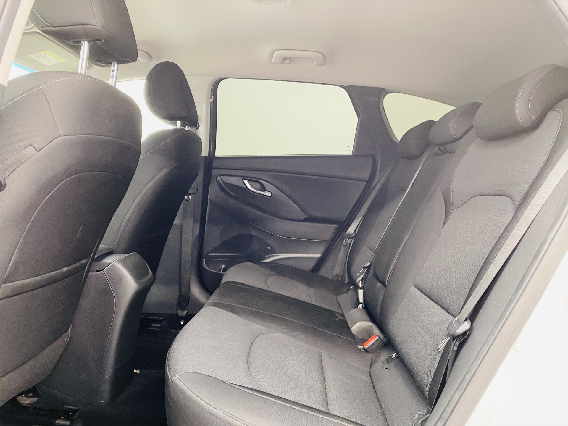 hyundai-i30-1-5-t-gdi-117kw - 5