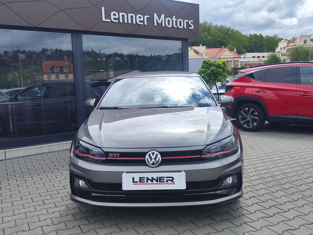 volkswagen-polo-2-0-tsi-147kw-gti-dsg - 1