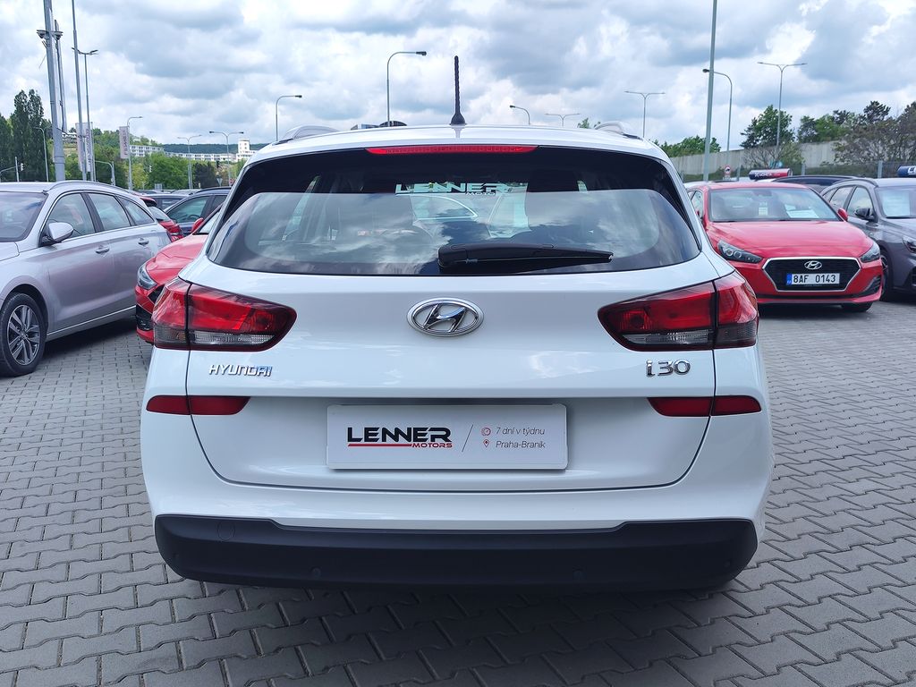 hyundai-i30-1-4-t-gdi-103kw-trikolor-komf - 5