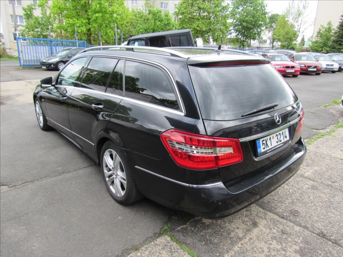 mercedes-benz-tridy-e-2-1-e-220-cdi-avantgarde - 3