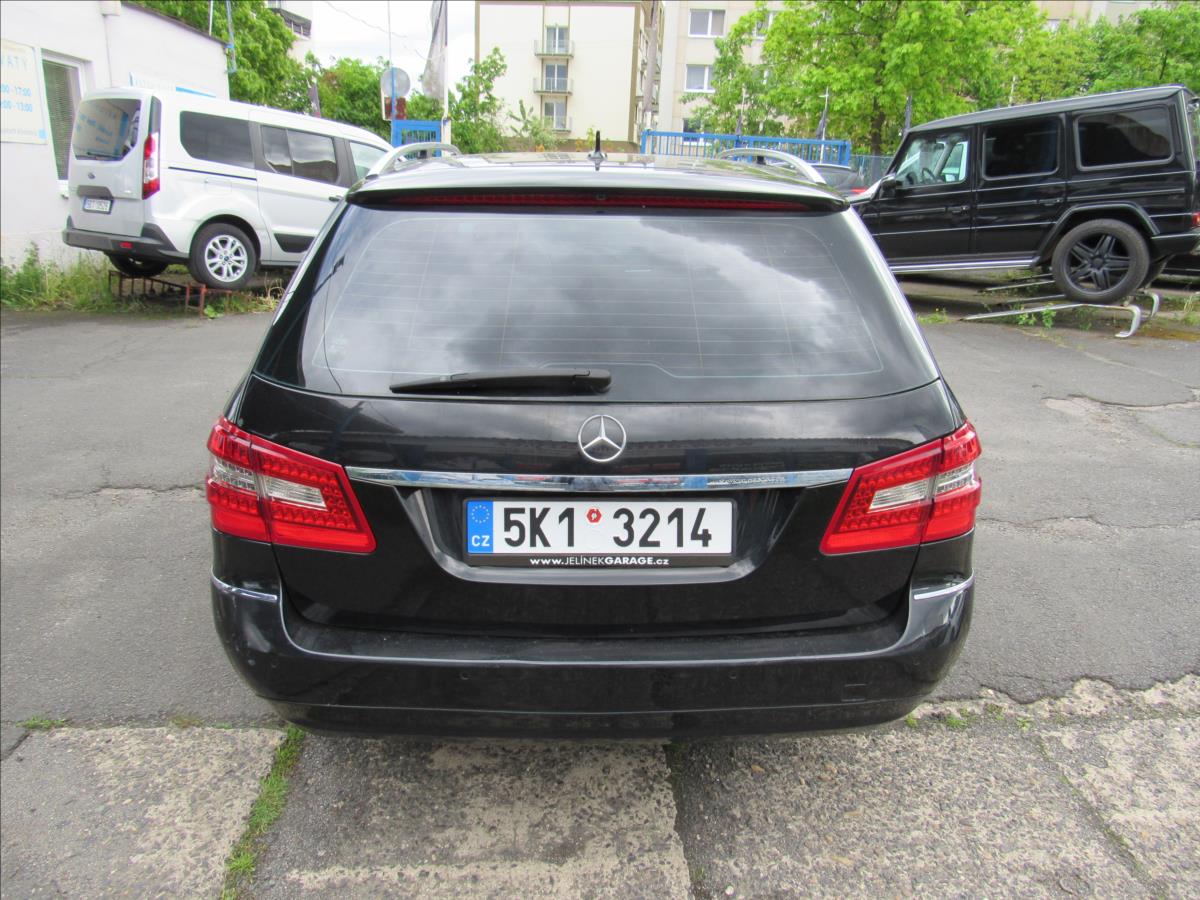 mercedes-benz-tridy-e-2-1-e-220-cdi-avantgarde - 4