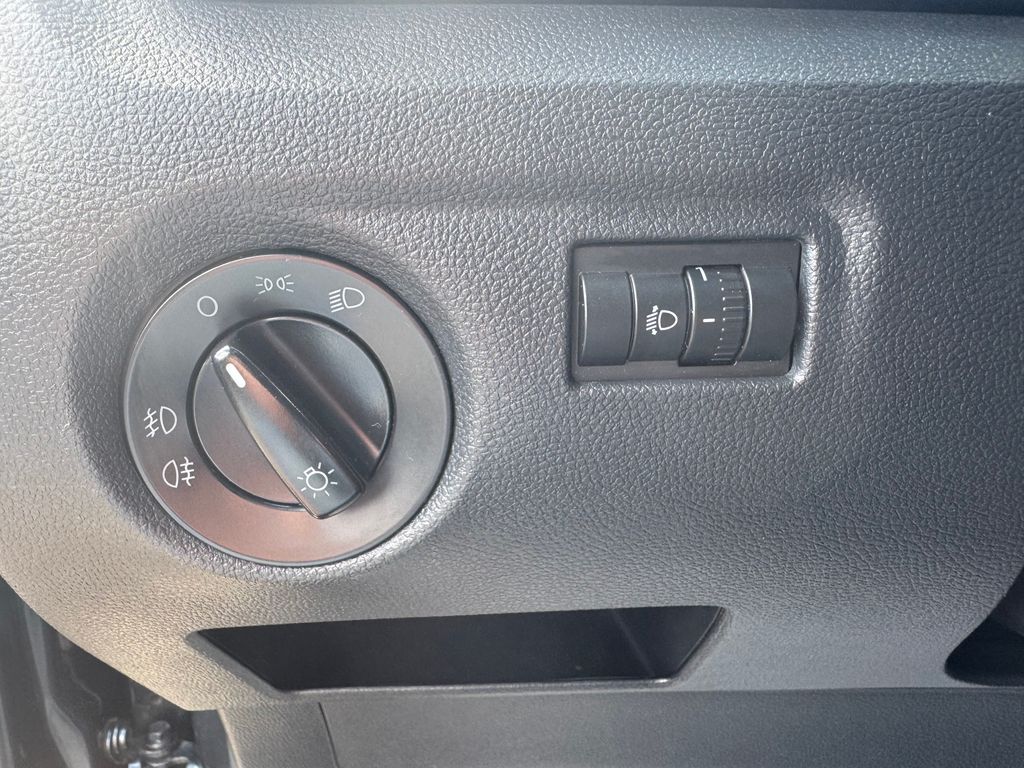 skoda-roomster-1-2-tsi-active - 7