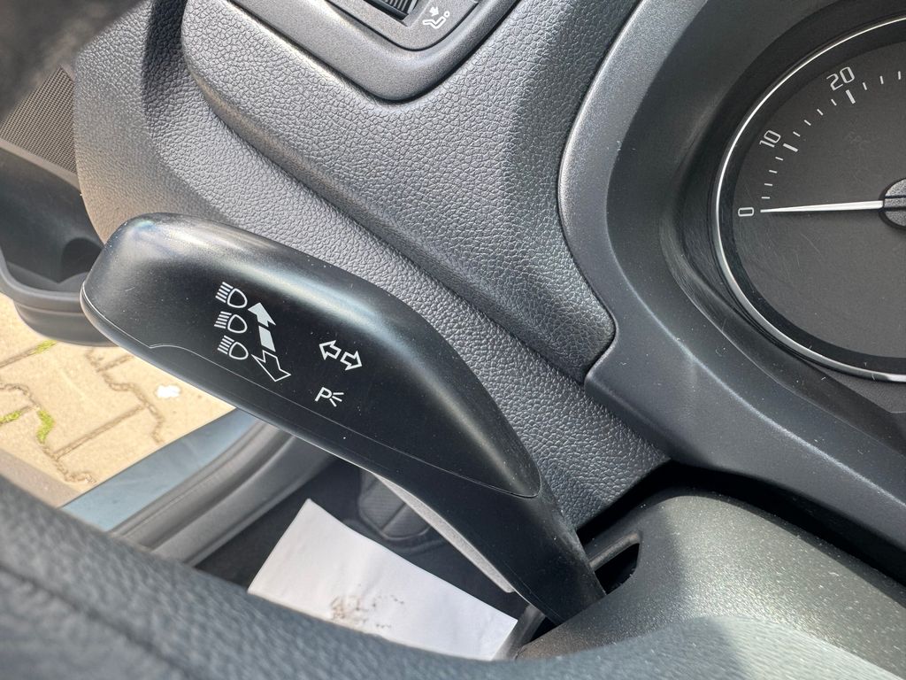 skoda-roomster-1-2-tsi-active - 8
