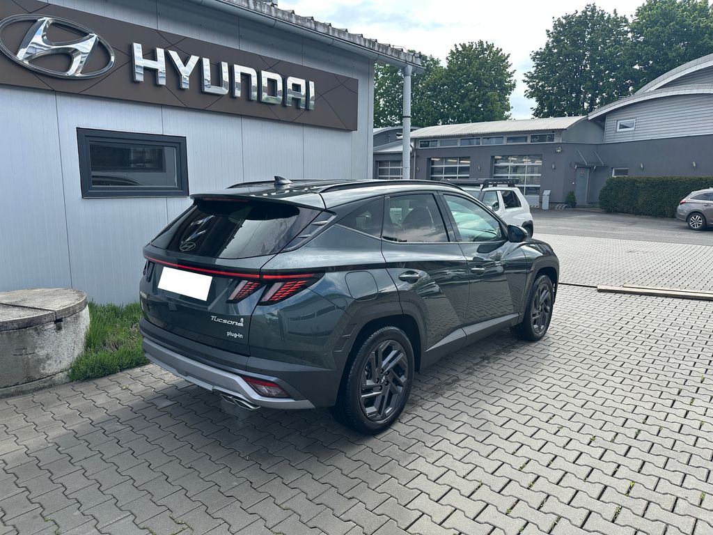 hyundai-tucson-1-6-tgdi-phev-2wd-edice-20-let - 4