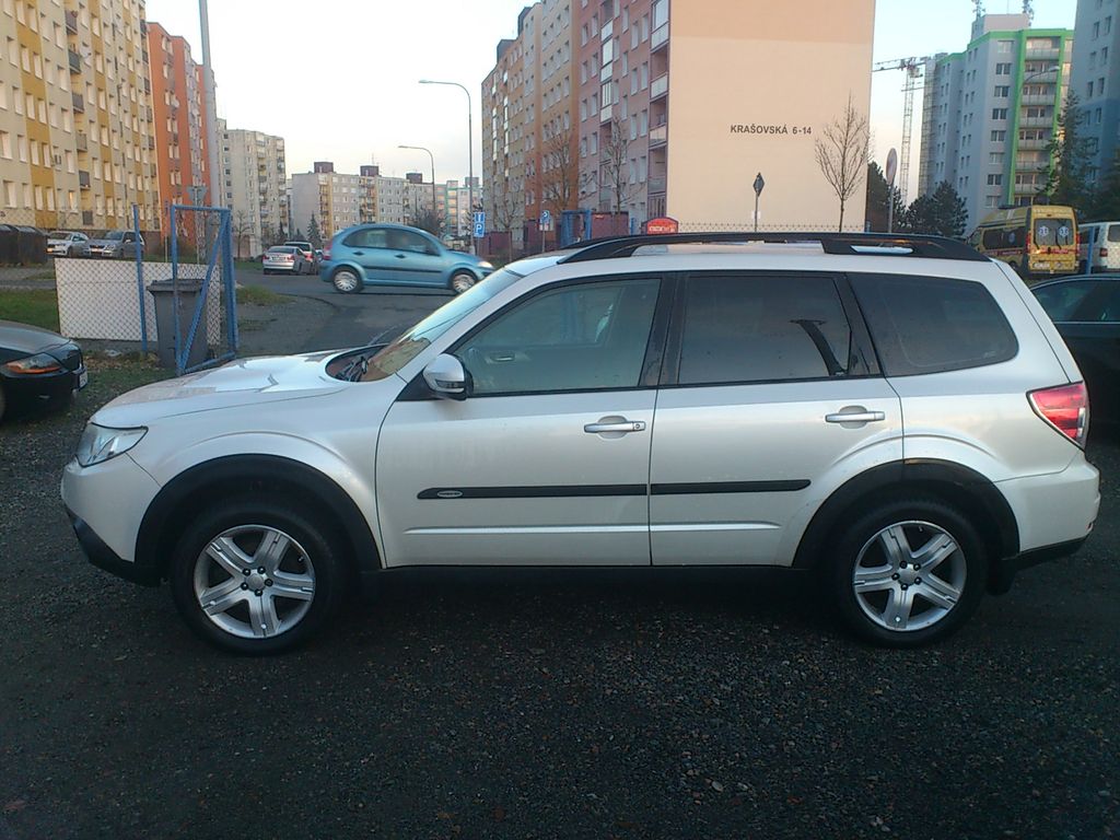 subaru-forester-2-0-td3-4x4 - 1