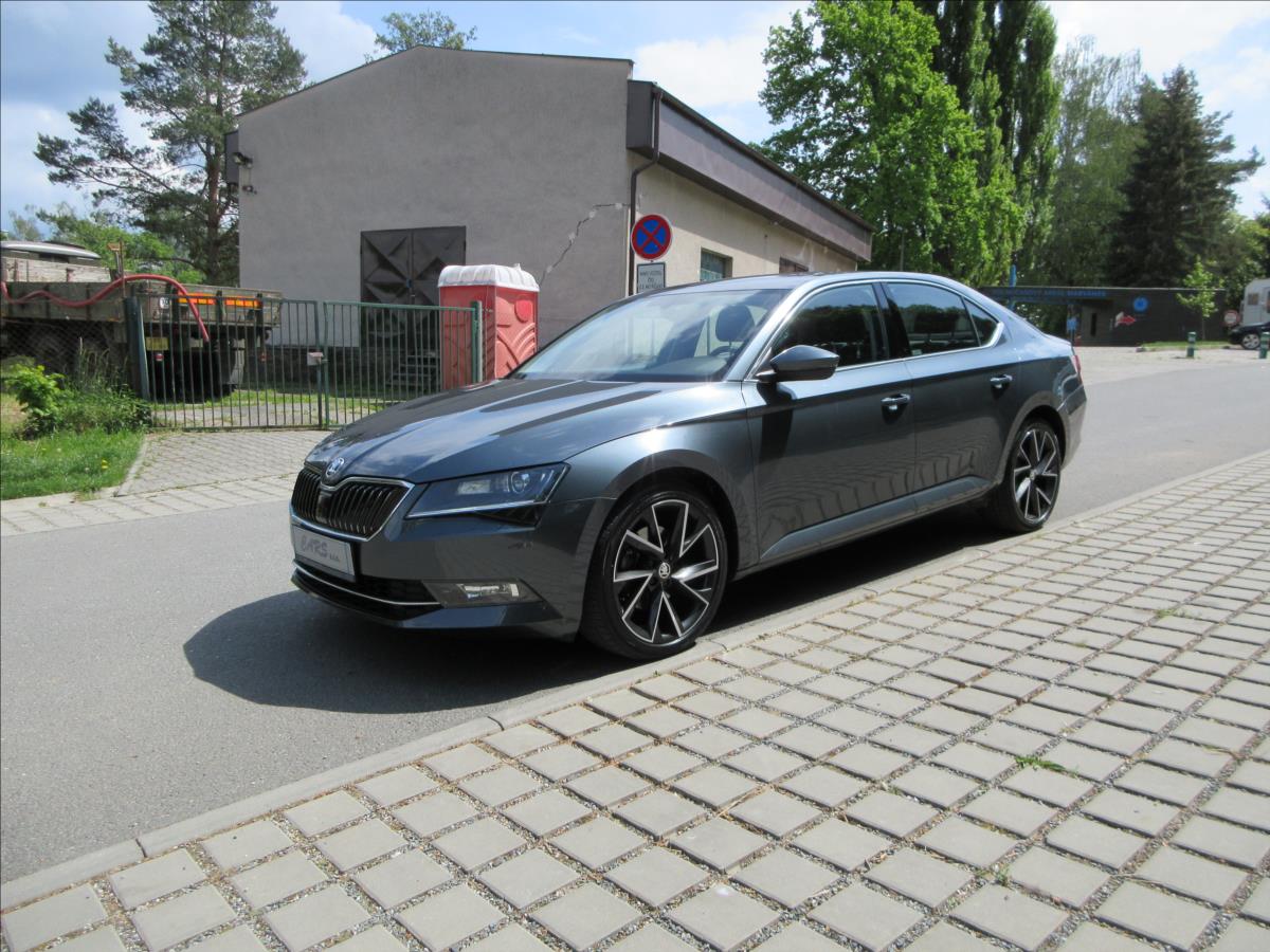 Škoda Superb 2,0 TDi 110 Kw, DSG, Xenon, Nové v ČR
