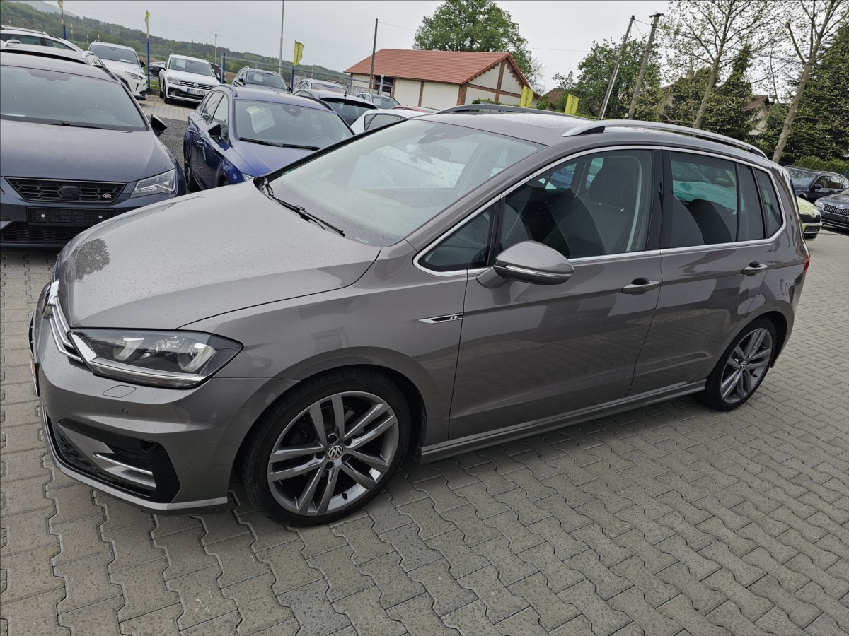 volkswagen-golf-sportsvan-1-4tsi-110kw-r-line-navi - 9