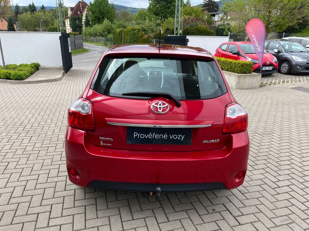 toyota-auris-1-6-valvematic-97kw - 4