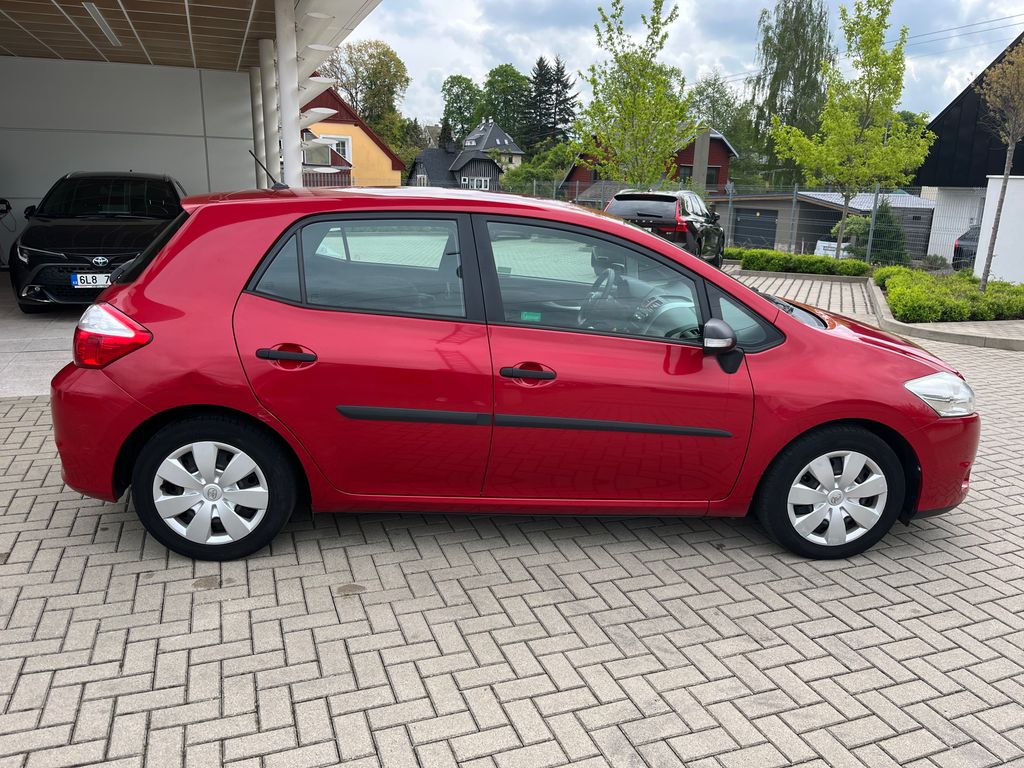 toyota-auris-1-6-valvematic-97kw - 6