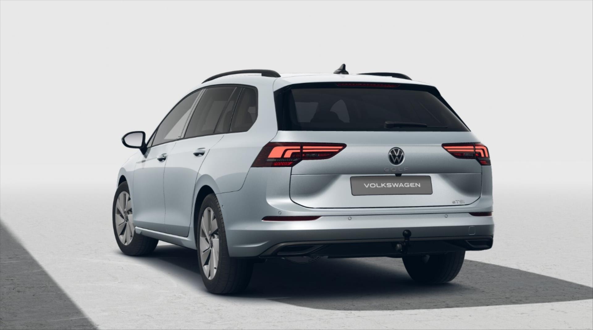 volkswagen-golf-variant-1-5-etsi-7dsg-mhev-people - 2