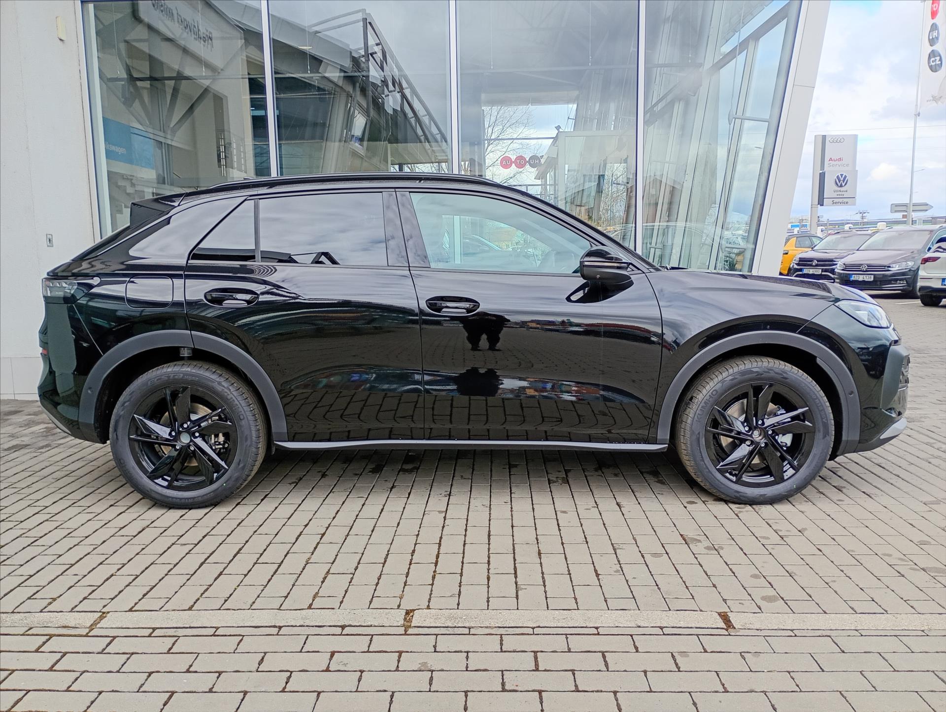 volkswagen-t-roc-1-5-etsi-110-kw-7dsg-style - 3