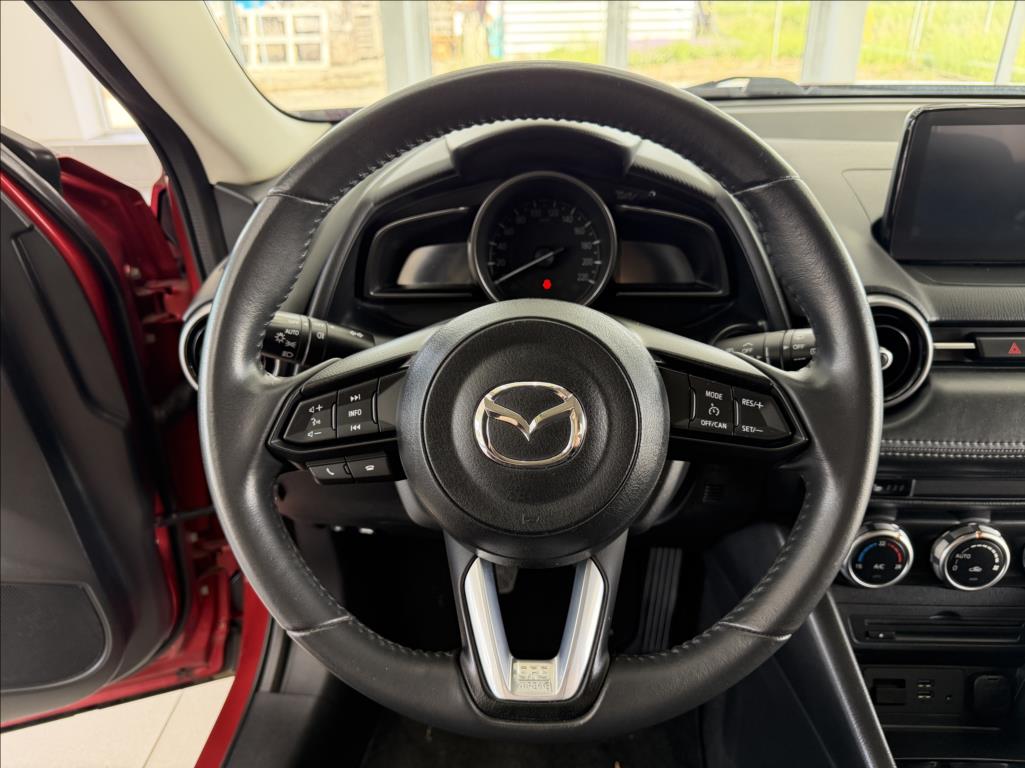 mazda-cx-3-2-0-skyactiv-navi-vyhr-sedadel - 9