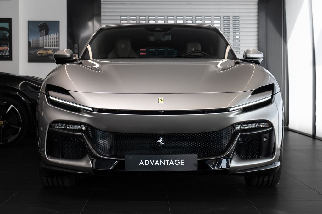 ferrari-karbon-pano-lift - 1