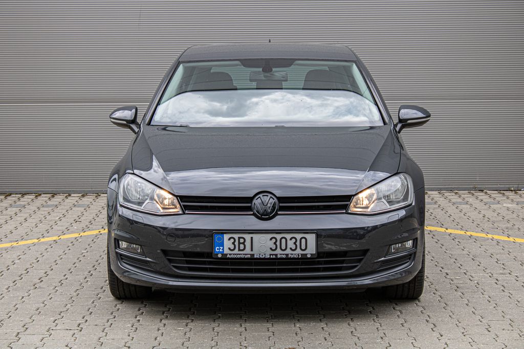 volkswagen-golf - 1
