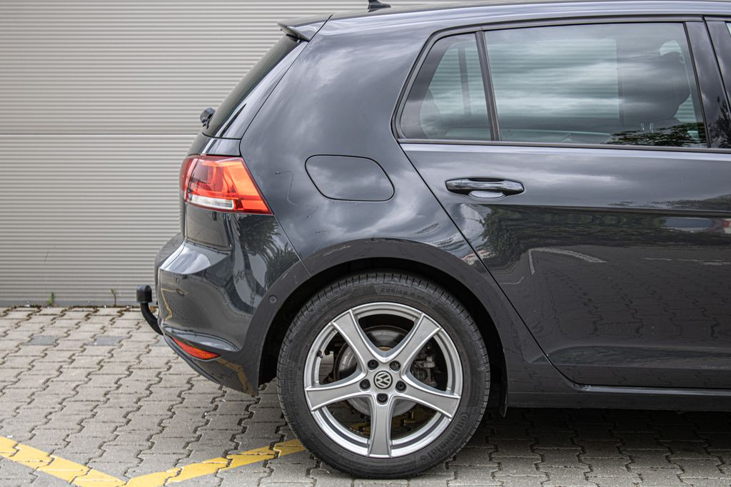 volkswagen-golf - 4
