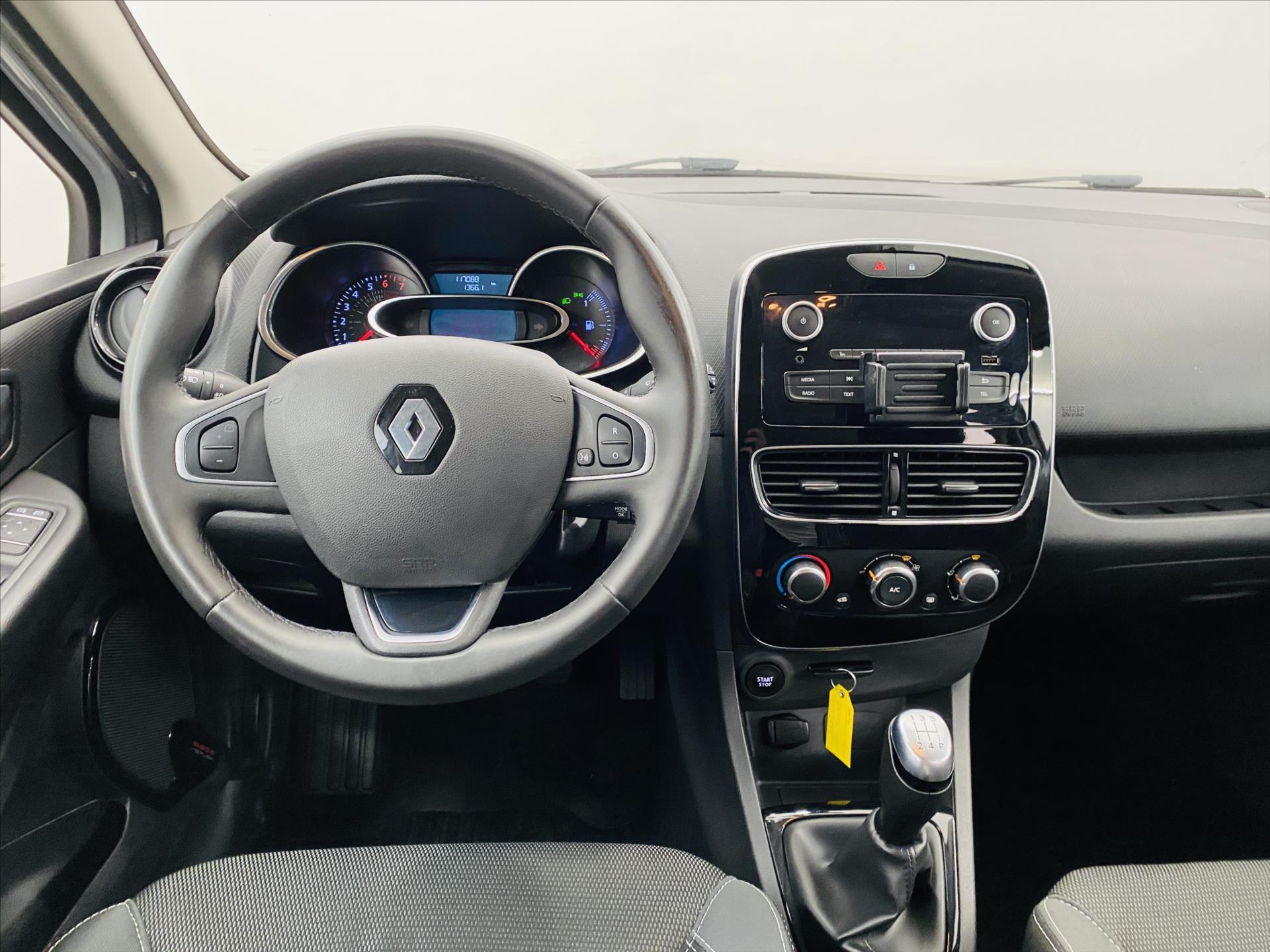 renault-clio-0-9-tce-56kw - 9