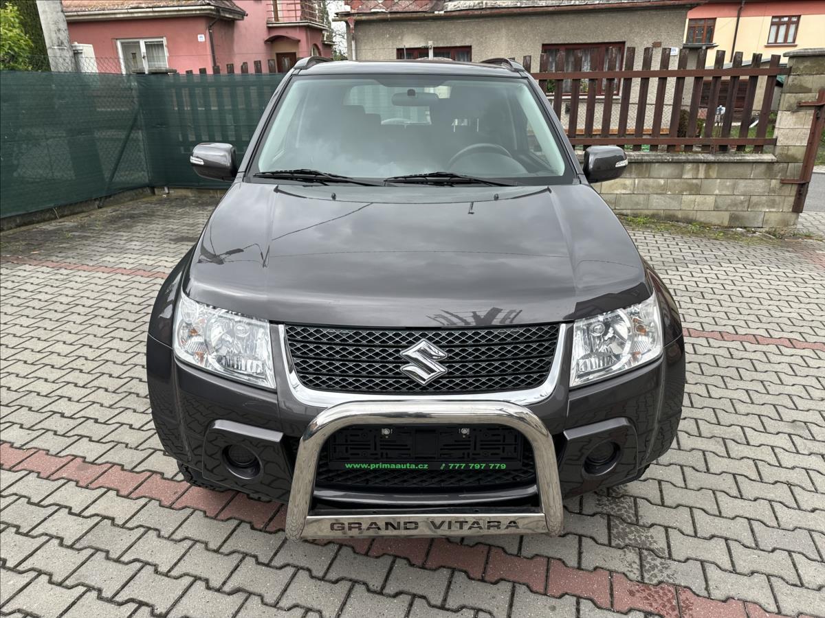 suzuki-grand-vitara-1-6-4x4-tazne-bez-koroze - 9