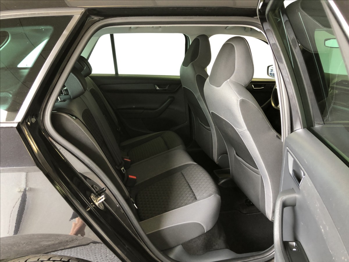 skoda-fabia-1-2-tsi-style - 8