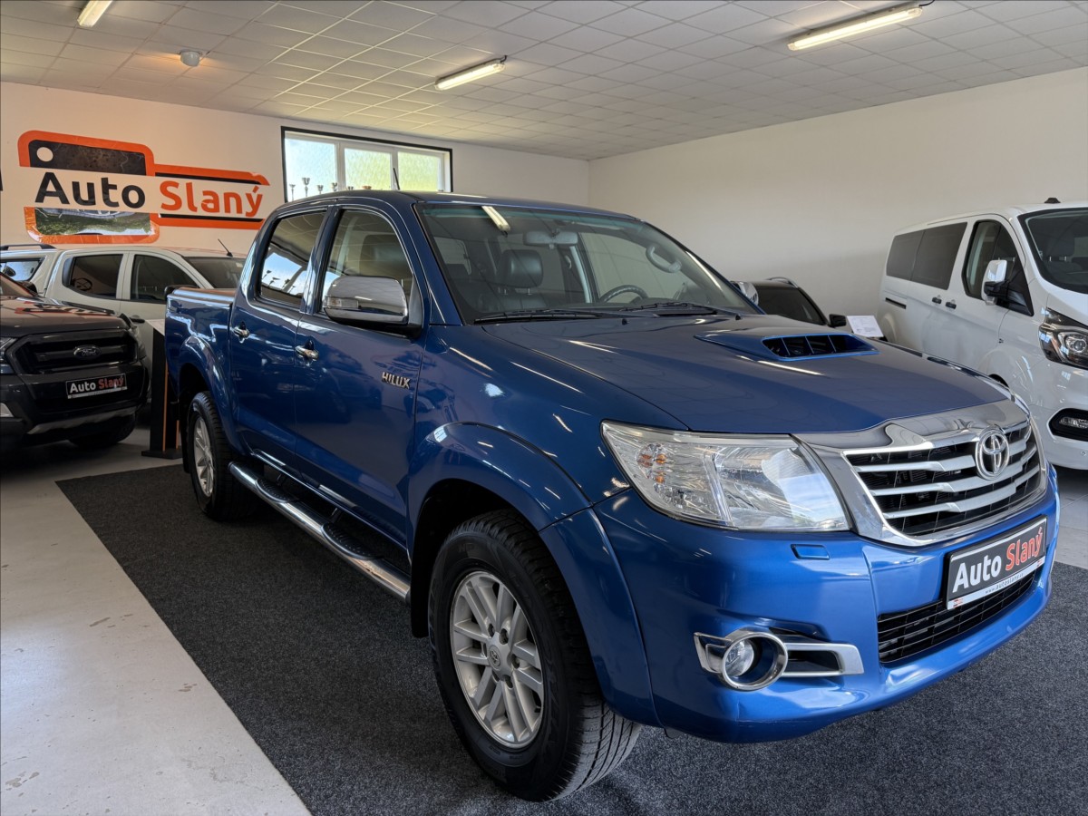 toyota-hilux-3-0-d-4d-157tkm-po-servisu-top-stav - 1