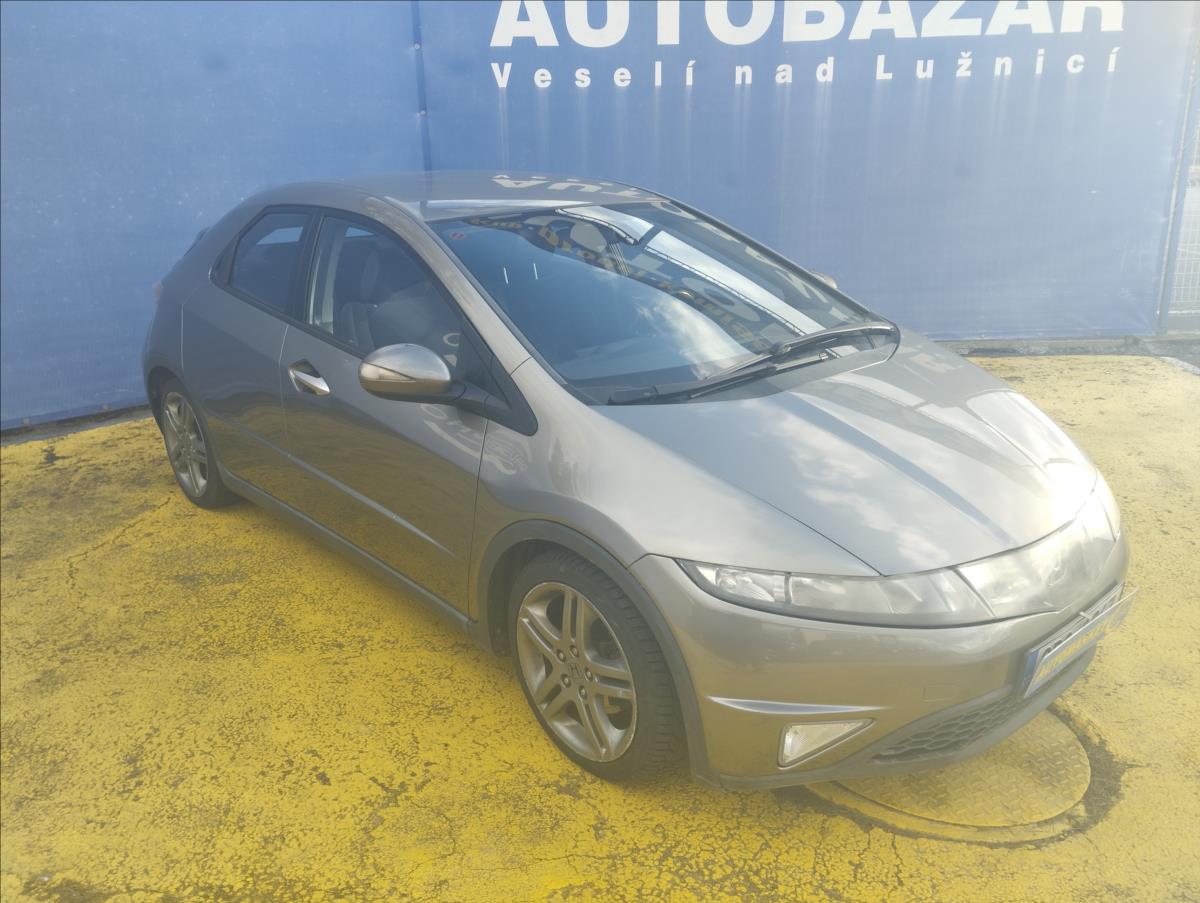 honda-civic-1-8-v-tec-103kw-automat - 2