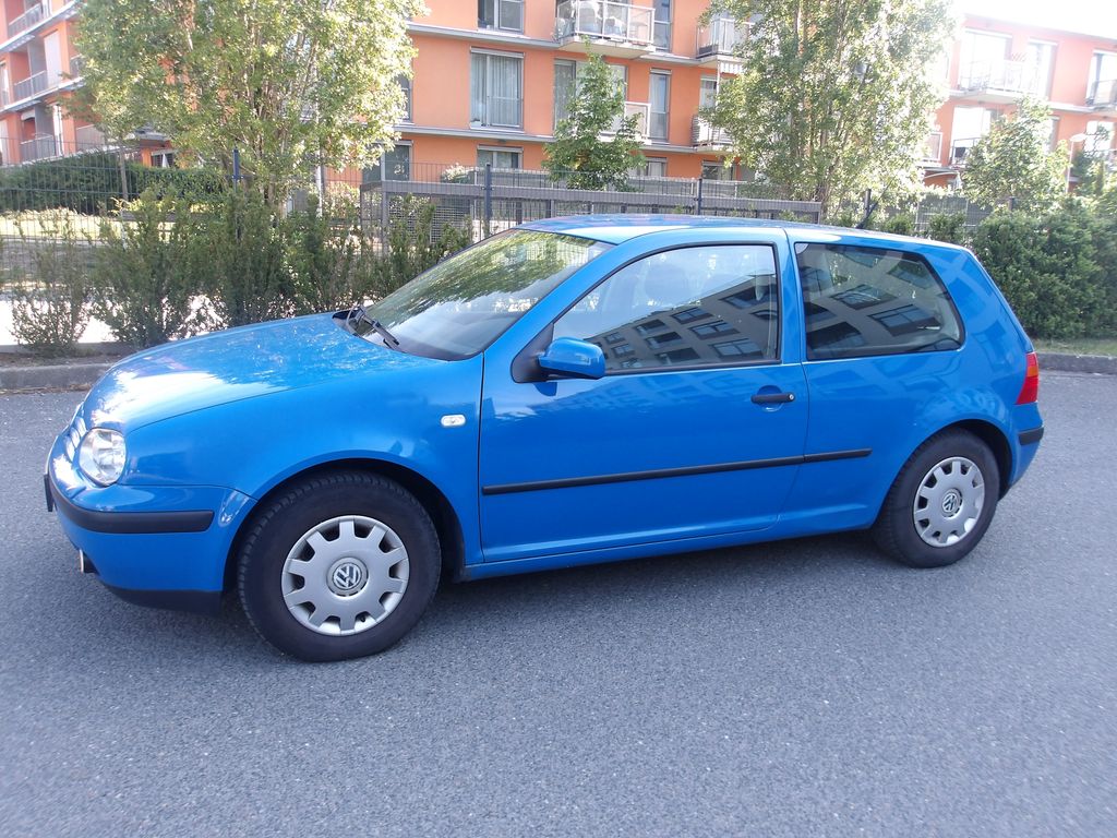 Volkswagen Golf 1,4i NAJ.179000km !