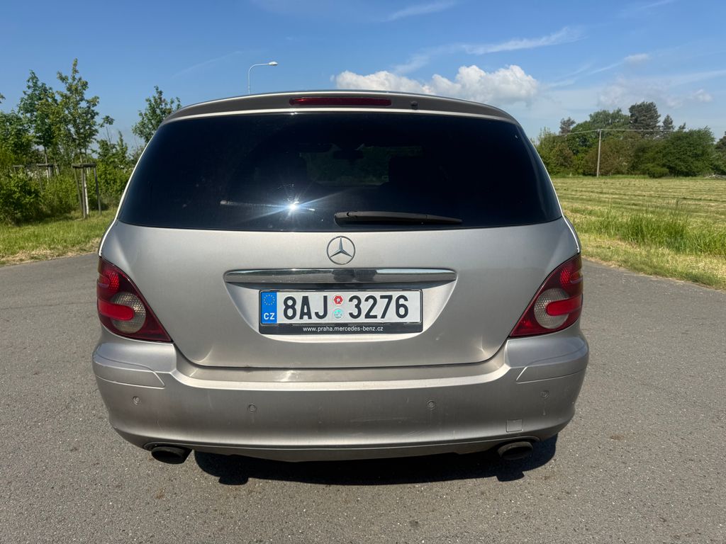 mercedes-benz-tridy-r-165-kw-7-mist - 3