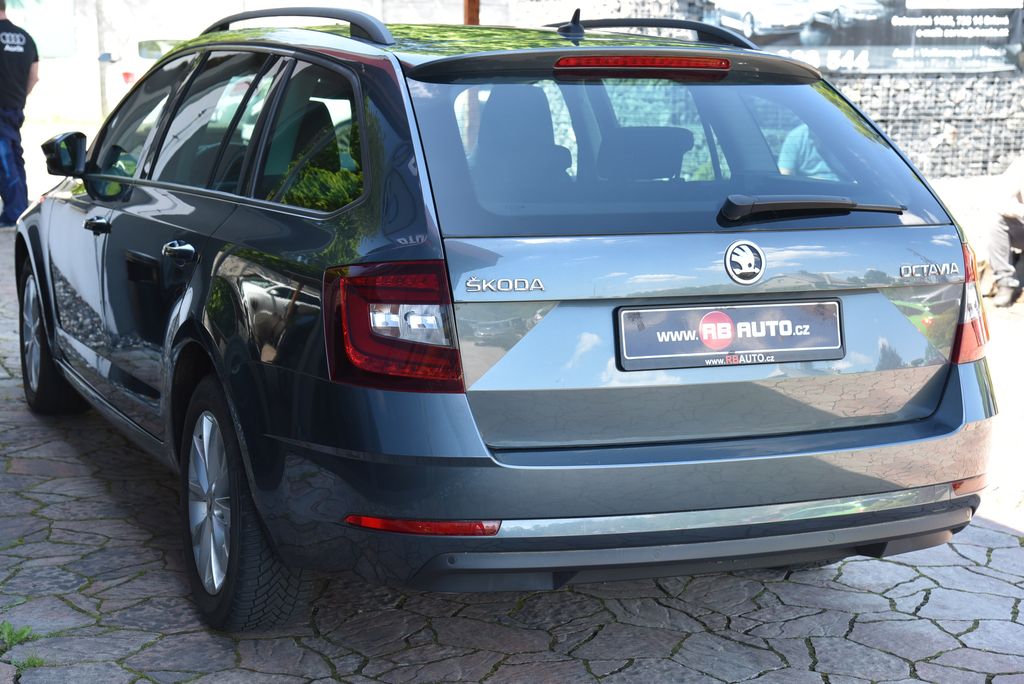 skoda-octavia-1-5-tsi-110-kw-dsg-ambition - 7