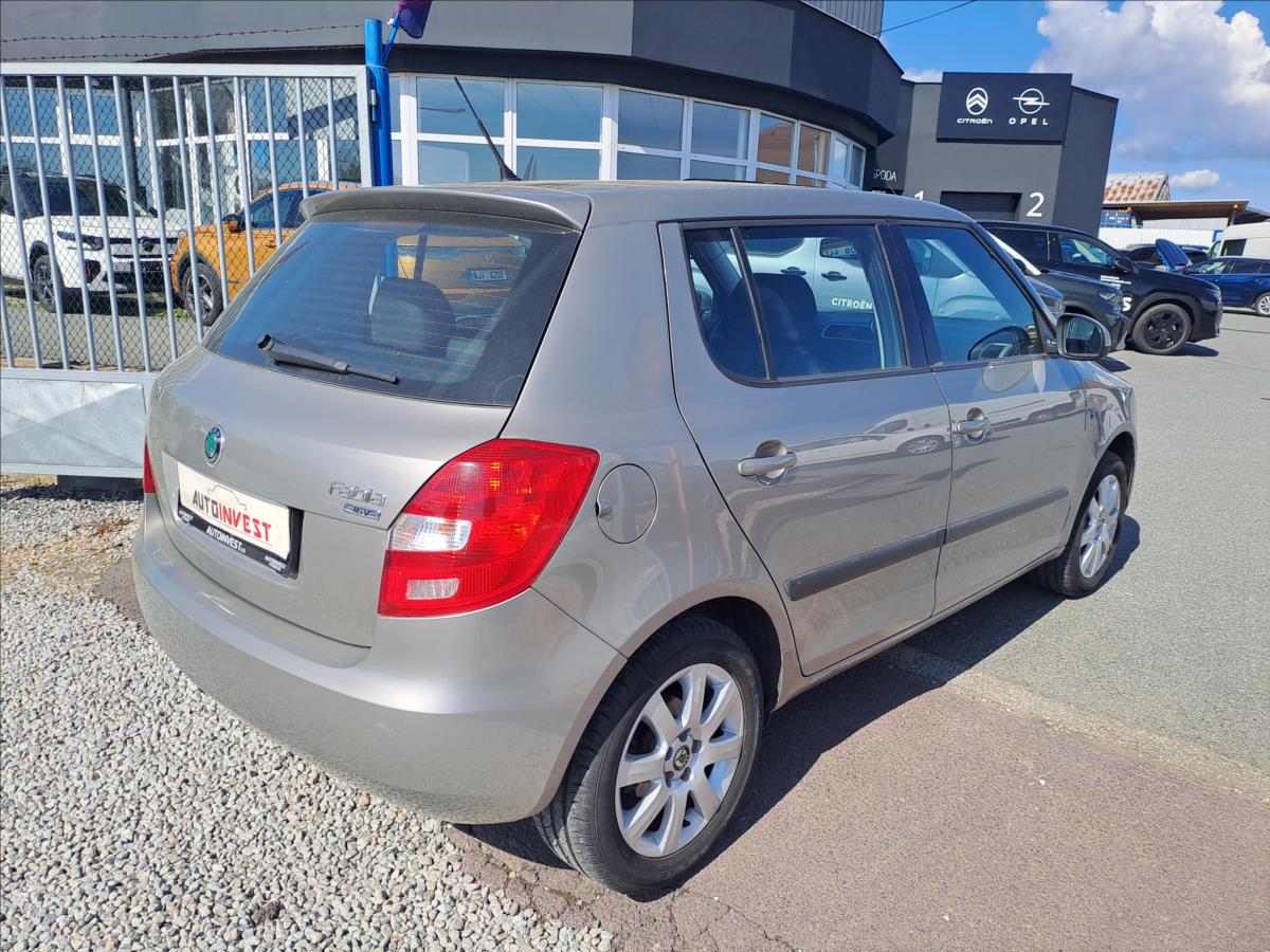 skoda-fabia-1-4-i-16v-klima - 2