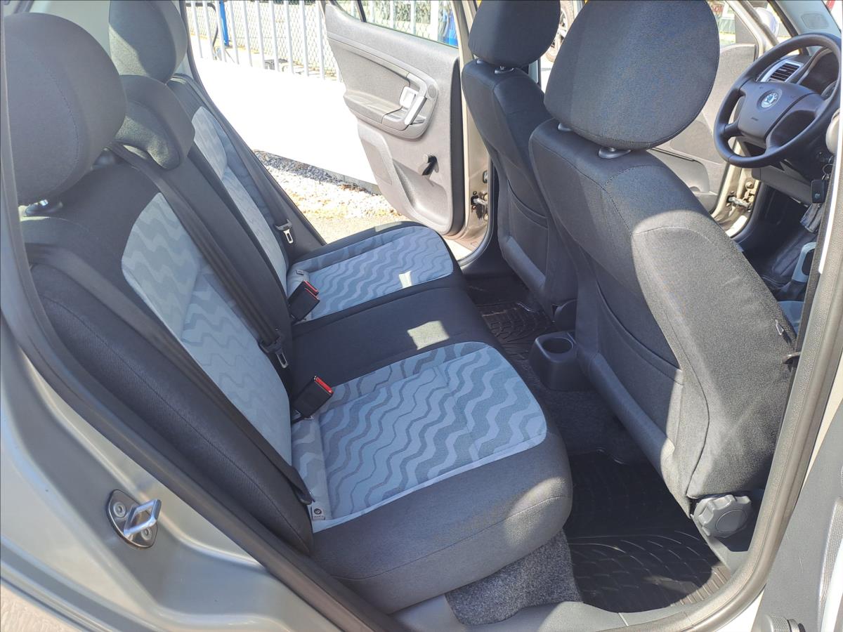 skoda-fabia-1-4-i-16v-klima - 6