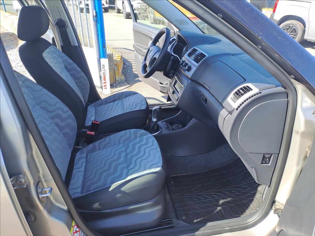 skoda-fabia-1-4-i-16v-klima - 7