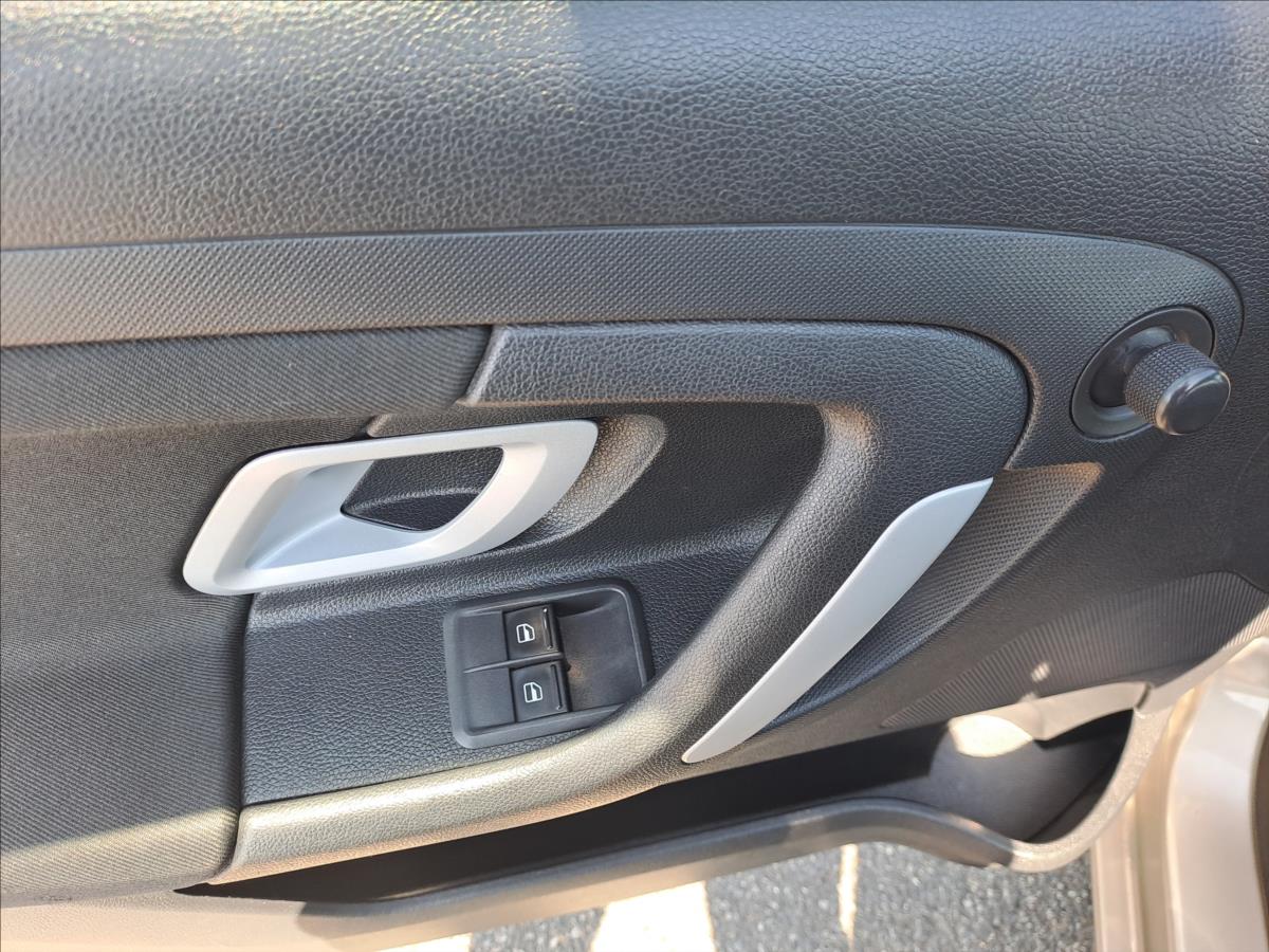 skoda-fabia-1-4-i-16v-klima - 9