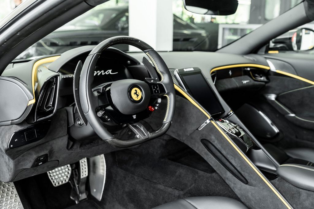 ferrari-roma-adas-carbon-zaruka - 4