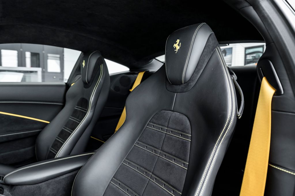 ferrari-roma-adas-carbon-zaruka - 6