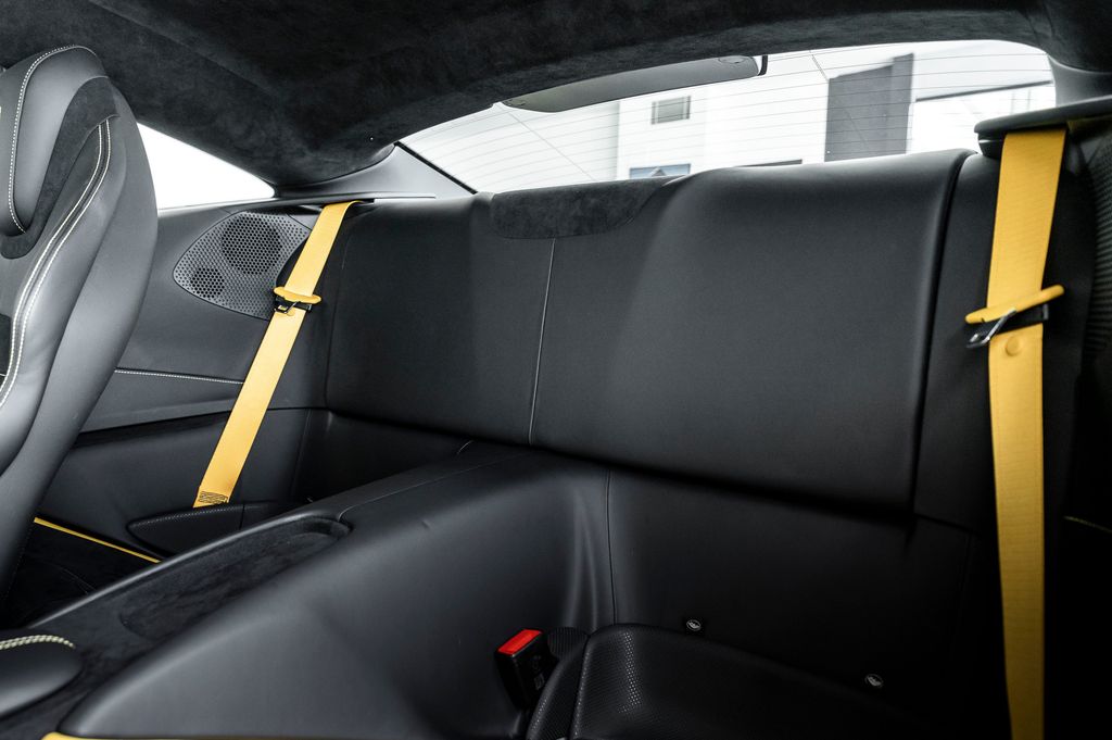 ferrari-roma-adas-carbon-zaruka - 8