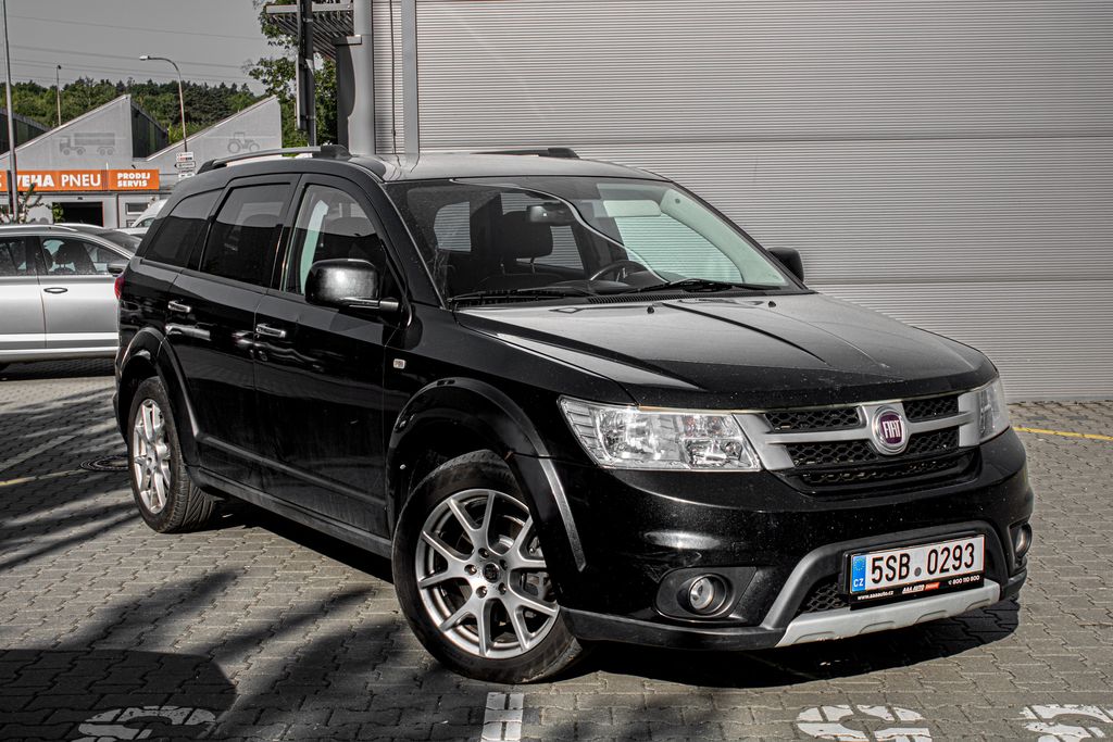 fiat-freemont - 2