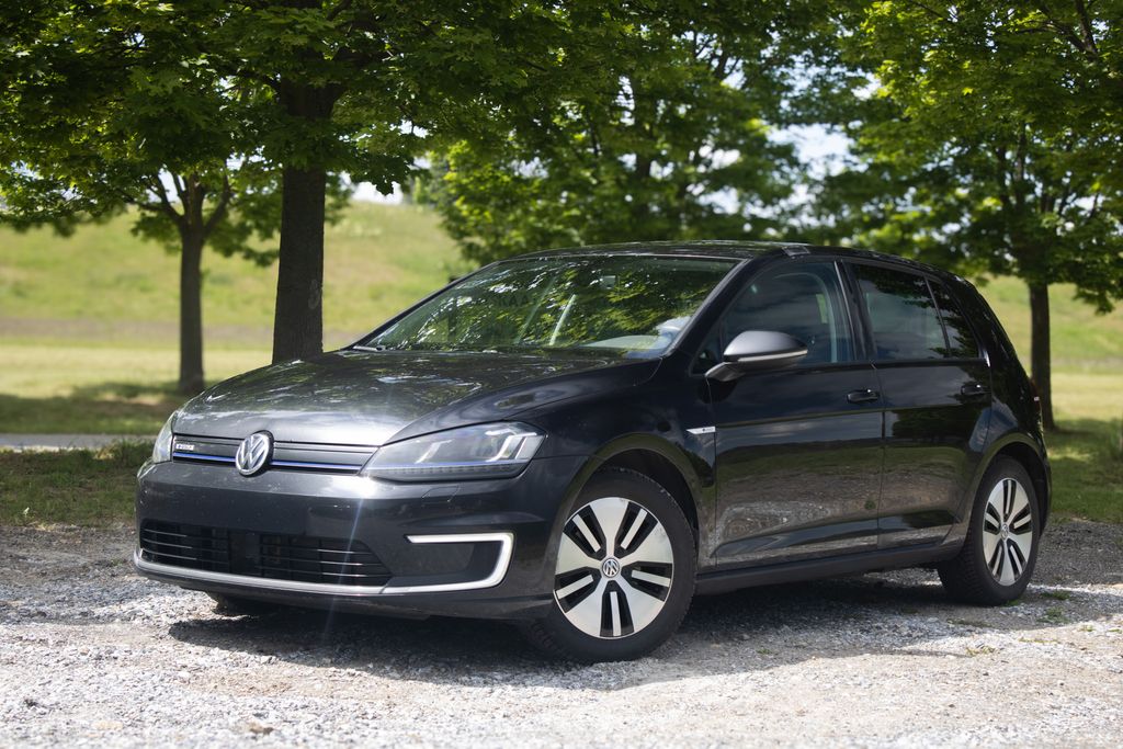 Volkswagen Golf eGolf, nová STK, 100% stav.