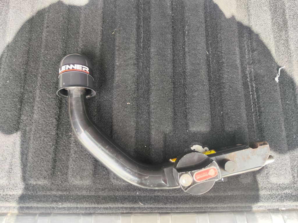 peugeot-2008-1-6-vti-88kw-allure-tazne-cr - 9