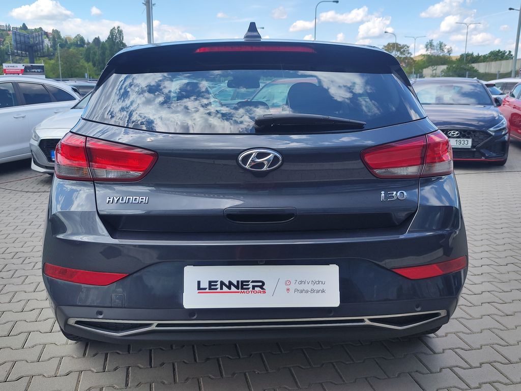 hyundai-i30-1-5-t-gdi117kw-smart-navi - 5