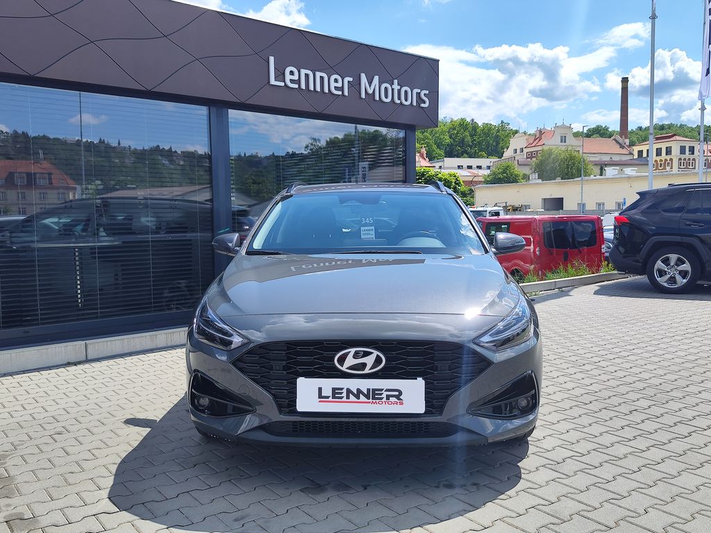 hyundai-i30-1-5i-71kw-smart-climate - 1