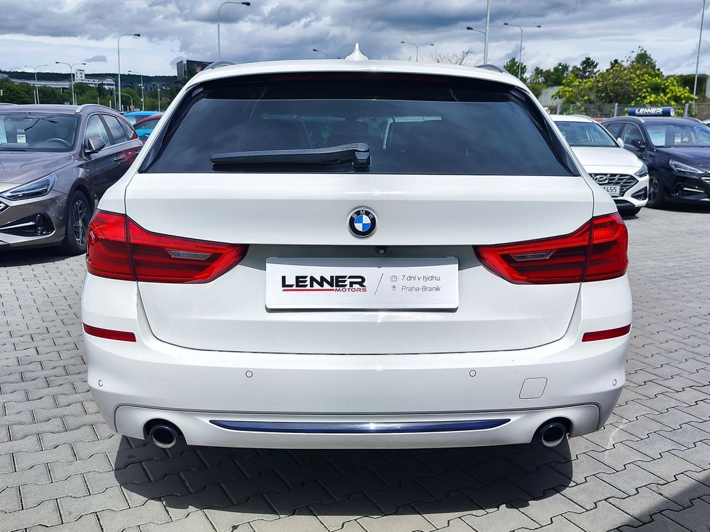 bmw-rada-5-520d-140kw-sportline - 5