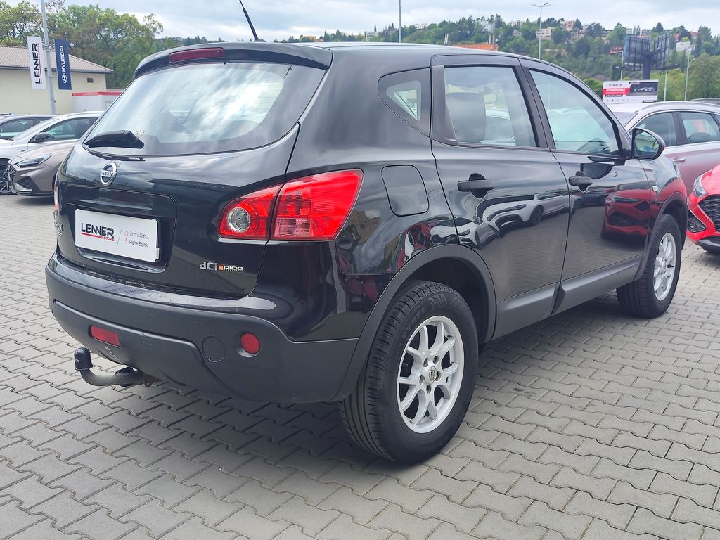 nissan-qashqai-1-5-dci-78kw-1-majitel-cr - 4