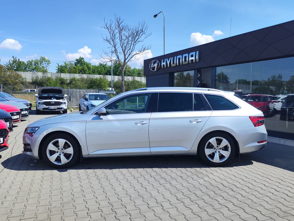skoda-superb-2-0-tdi-147kw-style-dsg-4x4 - 7