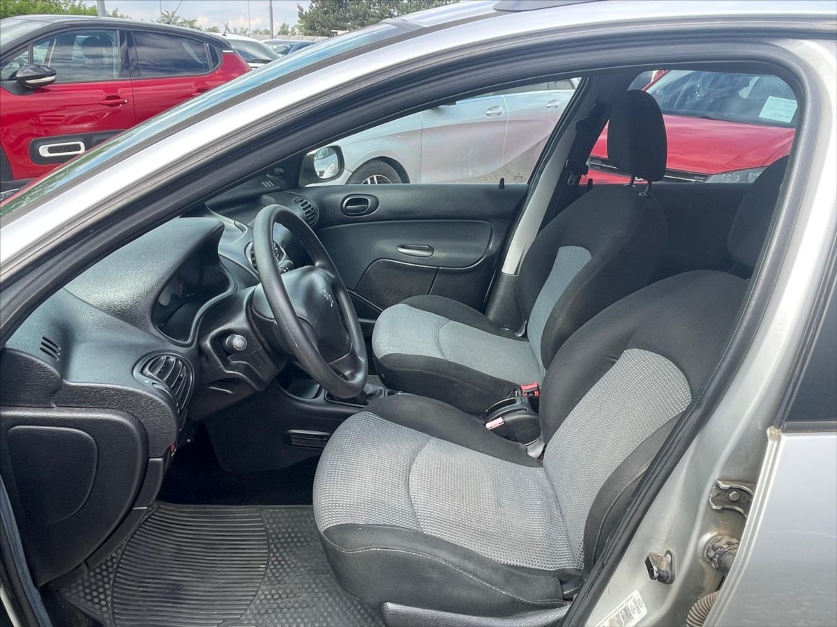 peugeot-206-1-4-i - 7