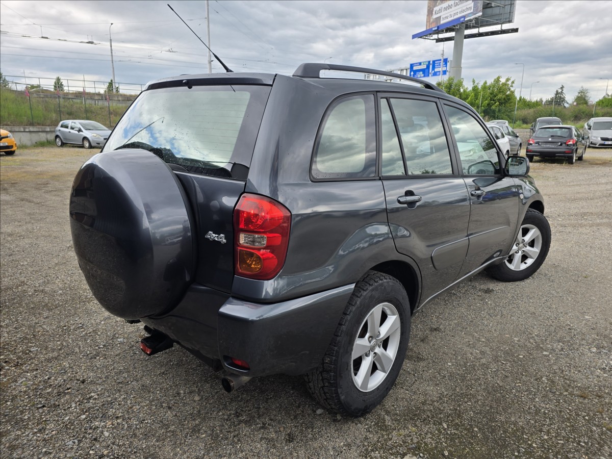toyota-rav4-2-0-d-4d-nove-rozvody-stk - 4