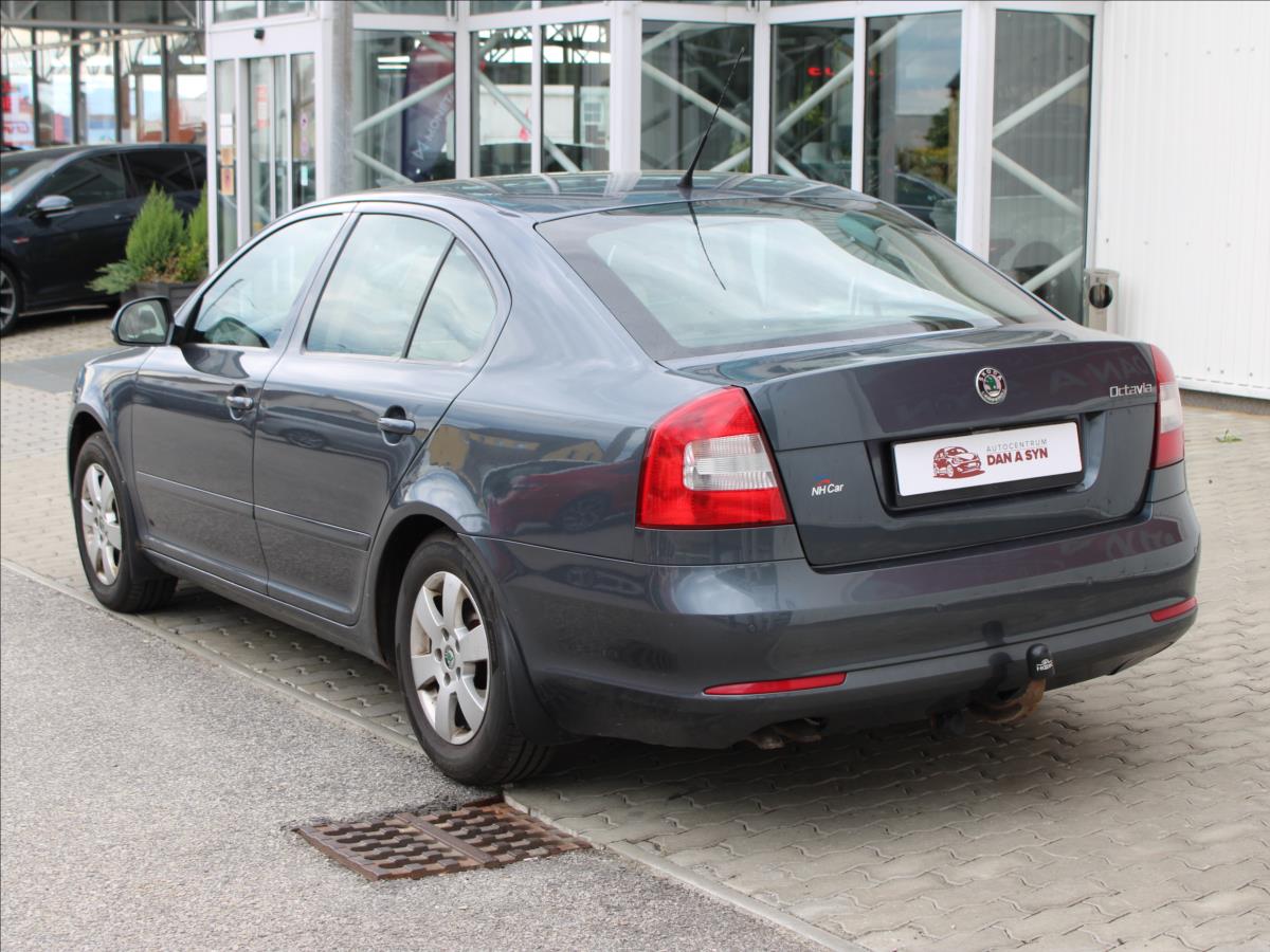 skoda-octavia-1-9-tdi-77-kw-elegance - 3